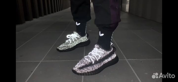 Adidas yeezy boost 350 v2 black reflective адидас