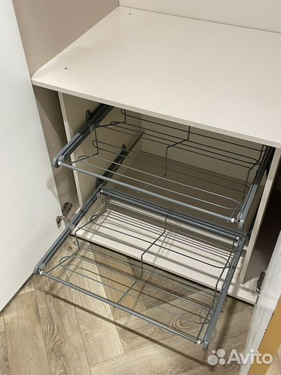 Шкаф распашной на заказ