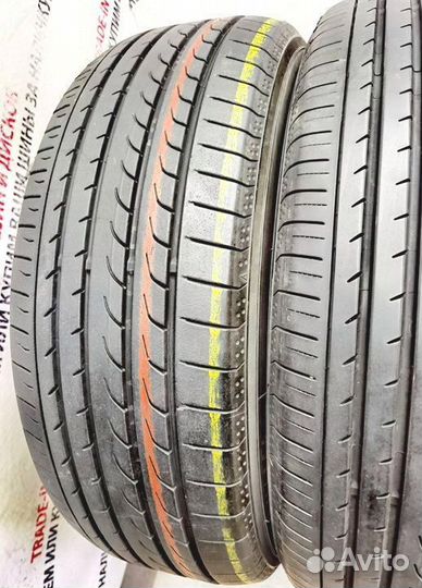 Yokohama BluEarth RV-02 215/60 R17 96H
