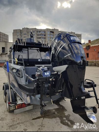 Катер grizzly 600 cabin unimog с мотором 250лс