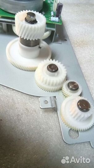 Редуктор в сборе с мотором JC96-04731A / 007N01601