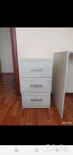 Тумба прикроватная