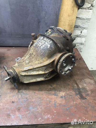 Редуктор задний mercedes w220 2.82