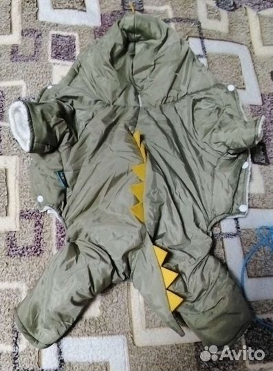 Продам комбинезон для собак