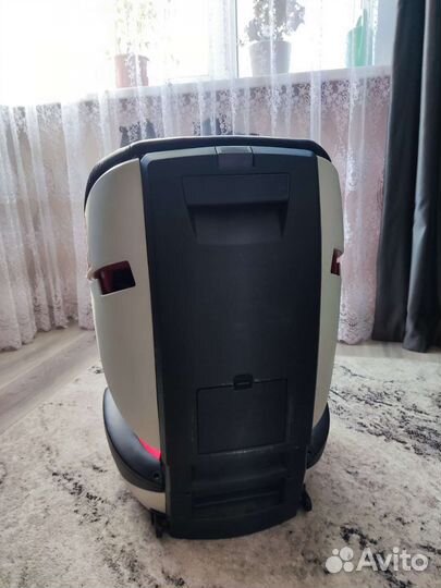 Детское авто кресло