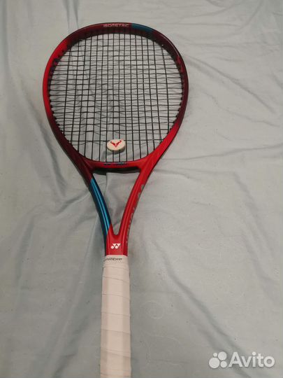 Ракетка yonex vcore 98 isometric