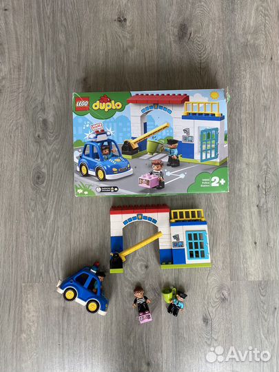 Lego duplo полицейский участок