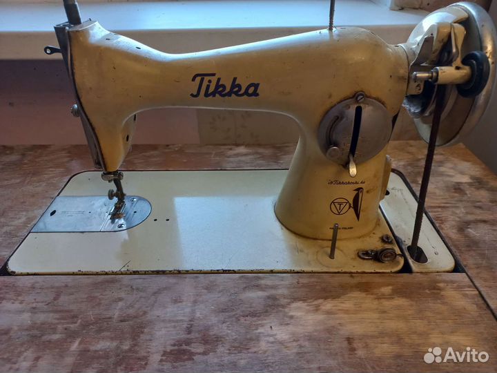Швейная машина Tikka