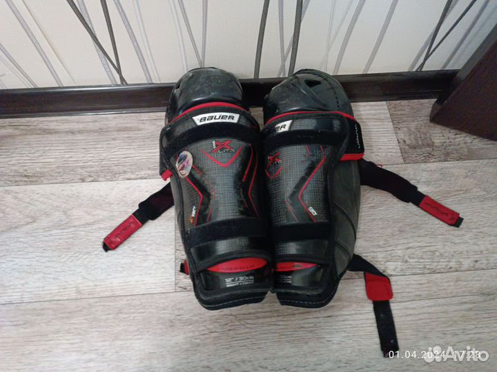 Щитки хоккейные