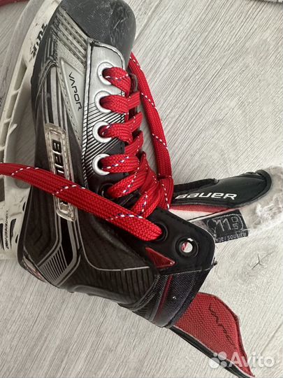 Коньки хоккейные детские Bauer Vapor X900