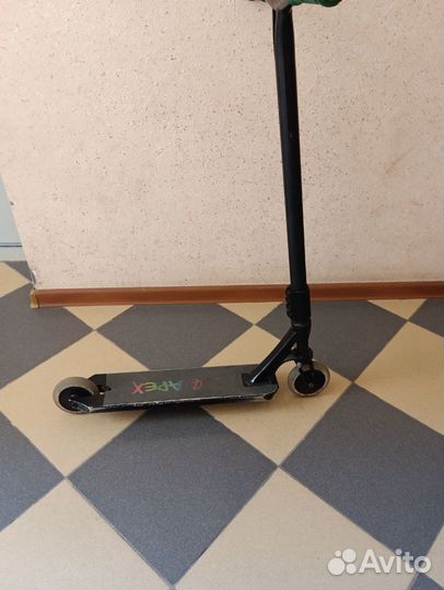 Трюковой самокат