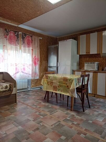 Дом 60 м² на участке 5 сот.