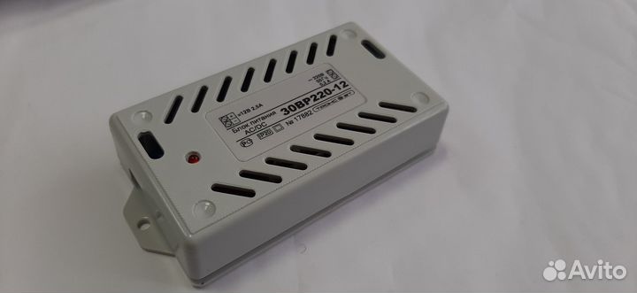 Блок питания 12В - 2,5А