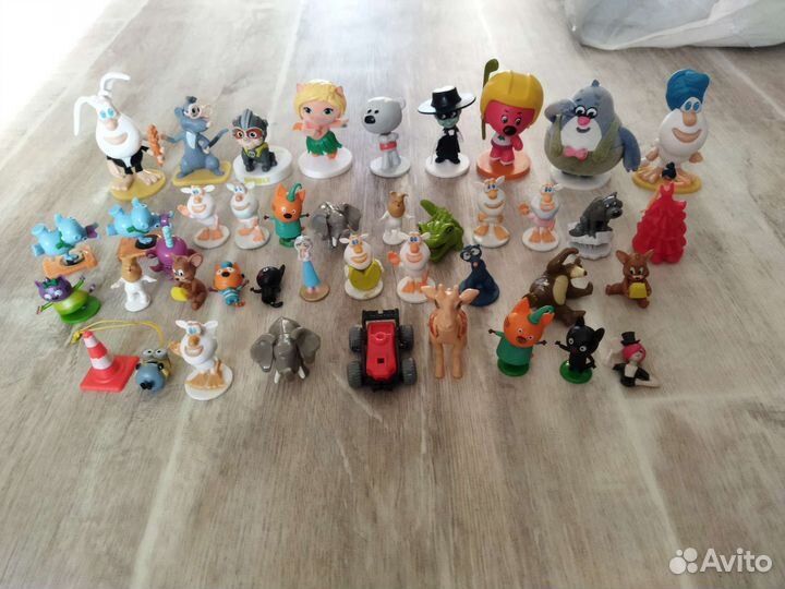 Игрушки из киндер сюрприза разные