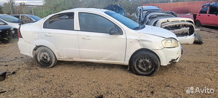 Кузов Шевроле Авео (По частям)