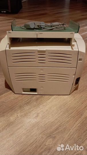 Принтер HP Laserjet 1000 series