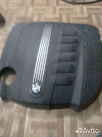 Крышка двигателя бмв f o1 3.0 d