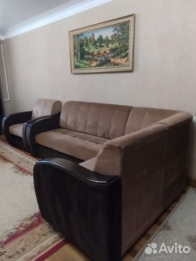 Угловой диван с креслом б/у