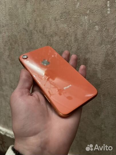 iPhone Xr, 64 ГБ