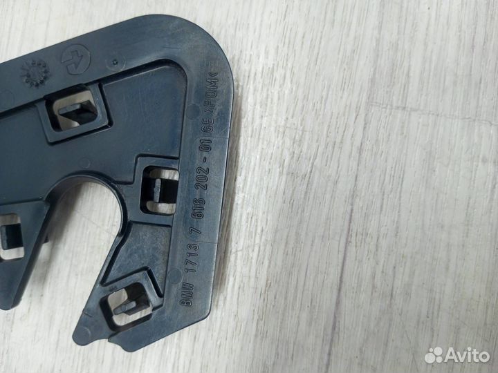 Кронштейн (крепление) BMW 5 F10/F11 2011