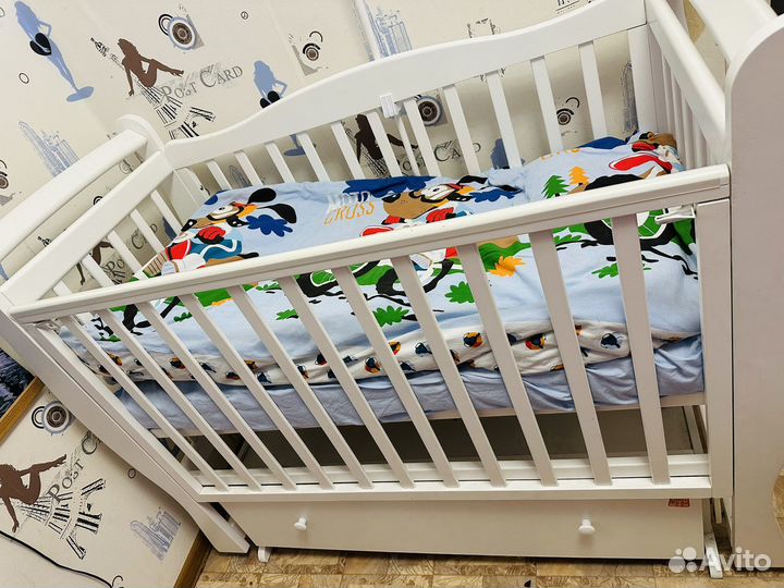 Детский кроват,бортики и балдахин