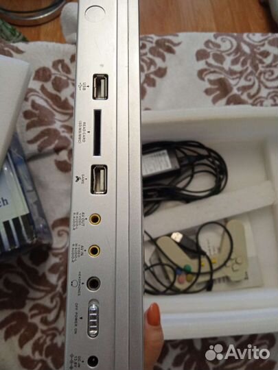 Портативный dvd плеер