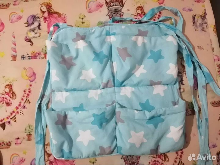 Органайзер на кроватку