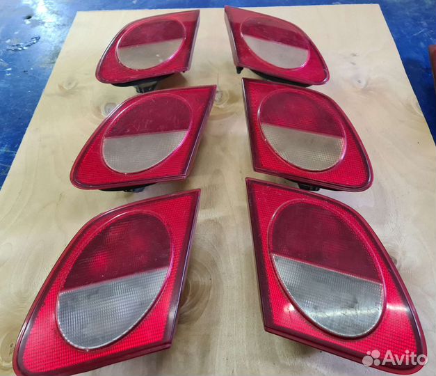 Задний внутренний фонарь Mercedes W210 дорест