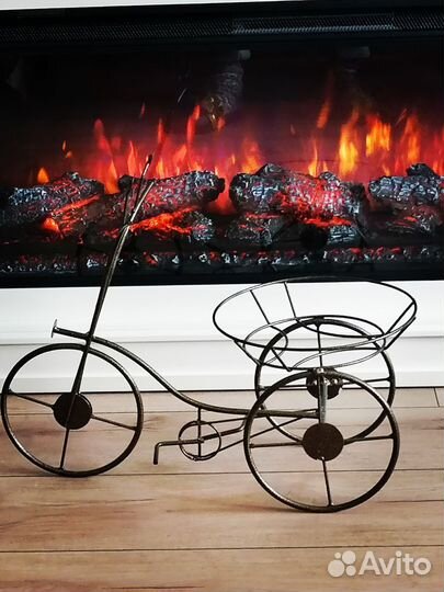 Подставка для цветов напольная металлическая