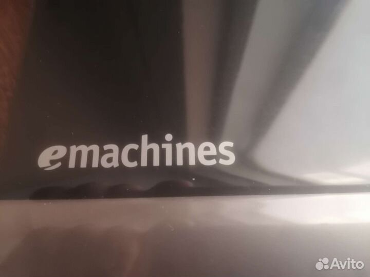 Ноутбук emachines