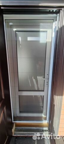 Москитная сетка плиссе на входную дверь