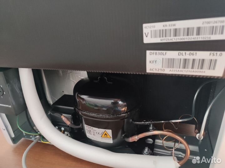 Холодильник маленький новый