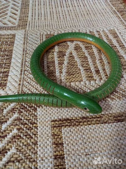 Змейка из дерева