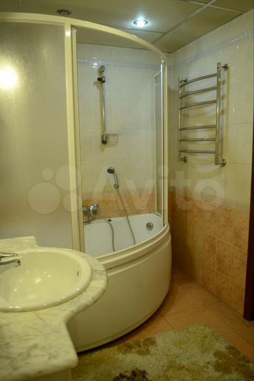 6-к. квартира, 158 м², 5/7 эт.