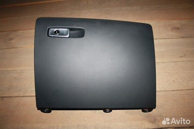 Бардачок audi Q3 2011-2014 (8U)
