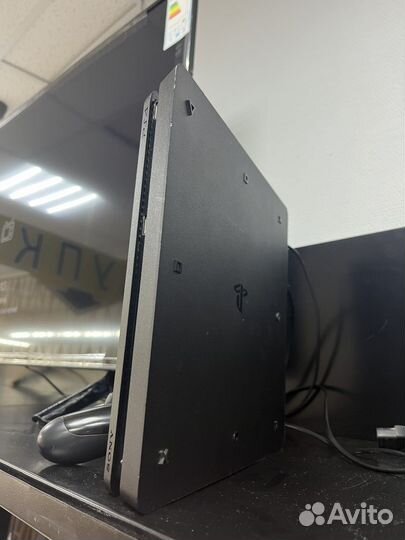 Sony PS4 slim 1tb