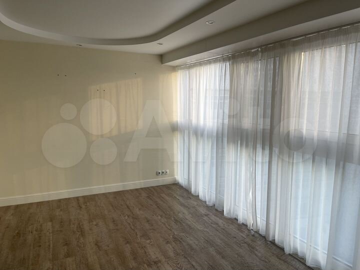 4-к. квартира, 112,5 м², 7/17 эт.