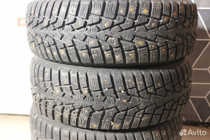 Maxxis ArcticTrekker NP3 185/60 R15 88T