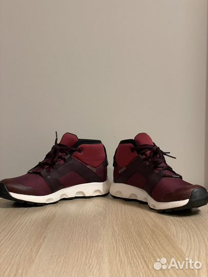 Зимние кроссовки Adidas Terrex Voyager CW CP