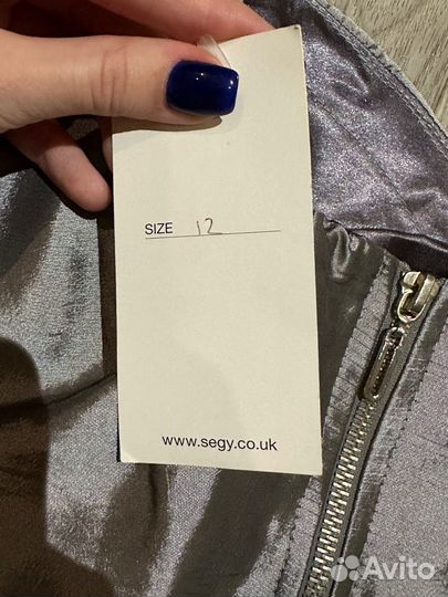 Новое коктейльное платье со стразами