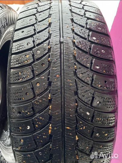 Gislaved NordFrost 100 215/55 R16 97T