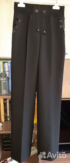 Брюки черные для девочки 128-134 см 7-8 лет