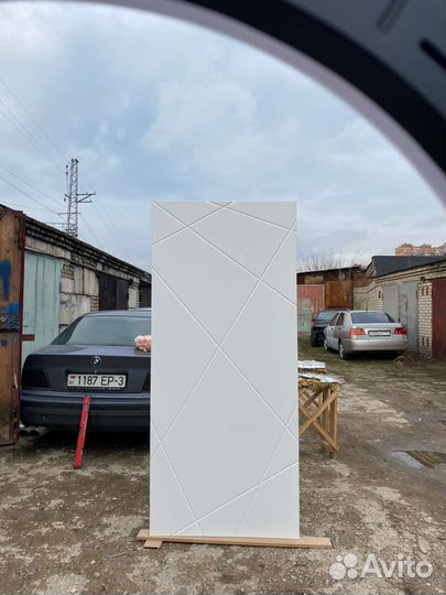 Дверь входная в квартиру