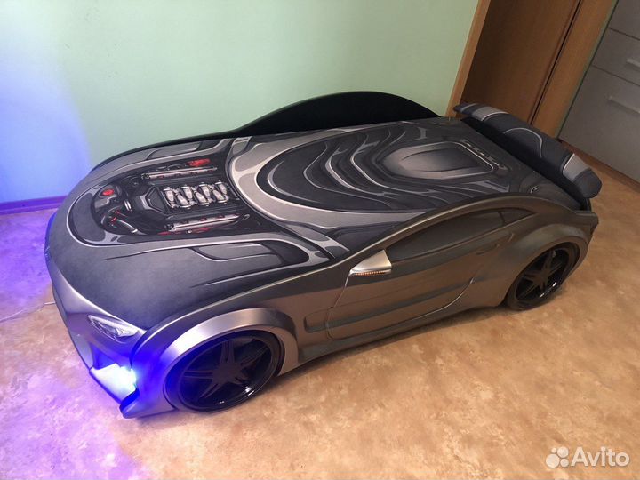 Детская кровать машина с подсветкой