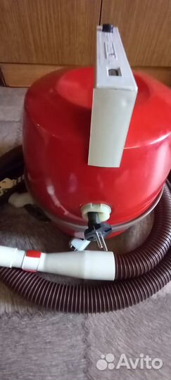 Пылесос электрический бытовой Циклон - М