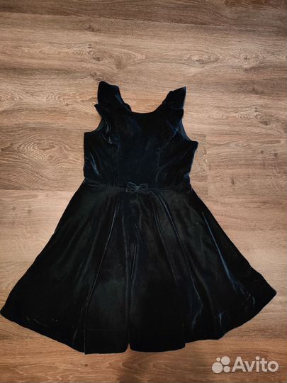 Бархатное платье для девочки нарядное