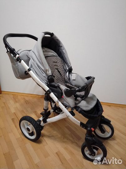 Детская коляска