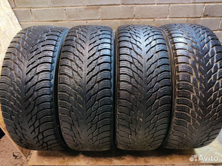 Nokian Tyres Hakkapeliitta R3 SUV 265/65 R17 116R