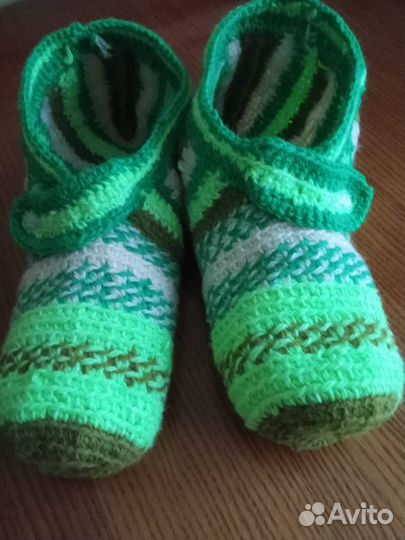 Вязаные тапочки и носочки