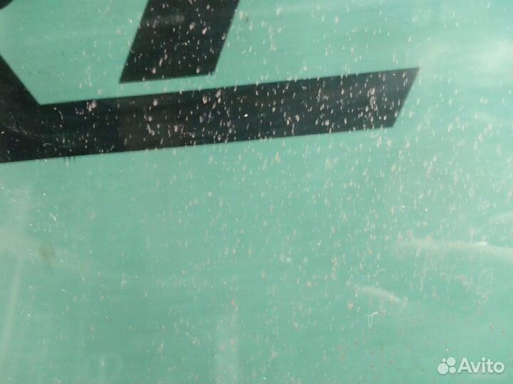 Стекло заднее правое Volkswagen Passat B6